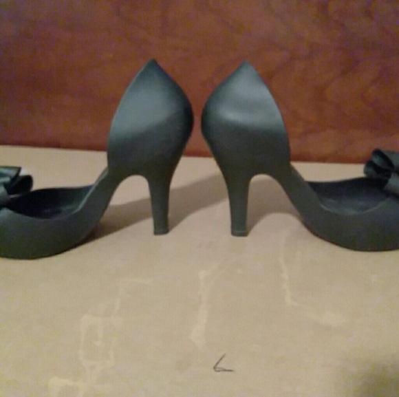 Melissa black mermaid double bow 4' heels size 9 - Picture 8 of 8